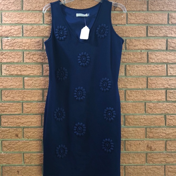 💙CLUNY💙SLEEVELESS NAVY BEADED DRESS💙 - Picture 3 of 8